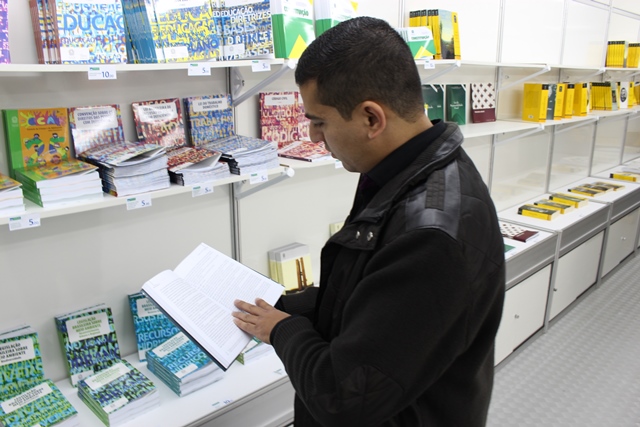 Visita a Feira do Livro